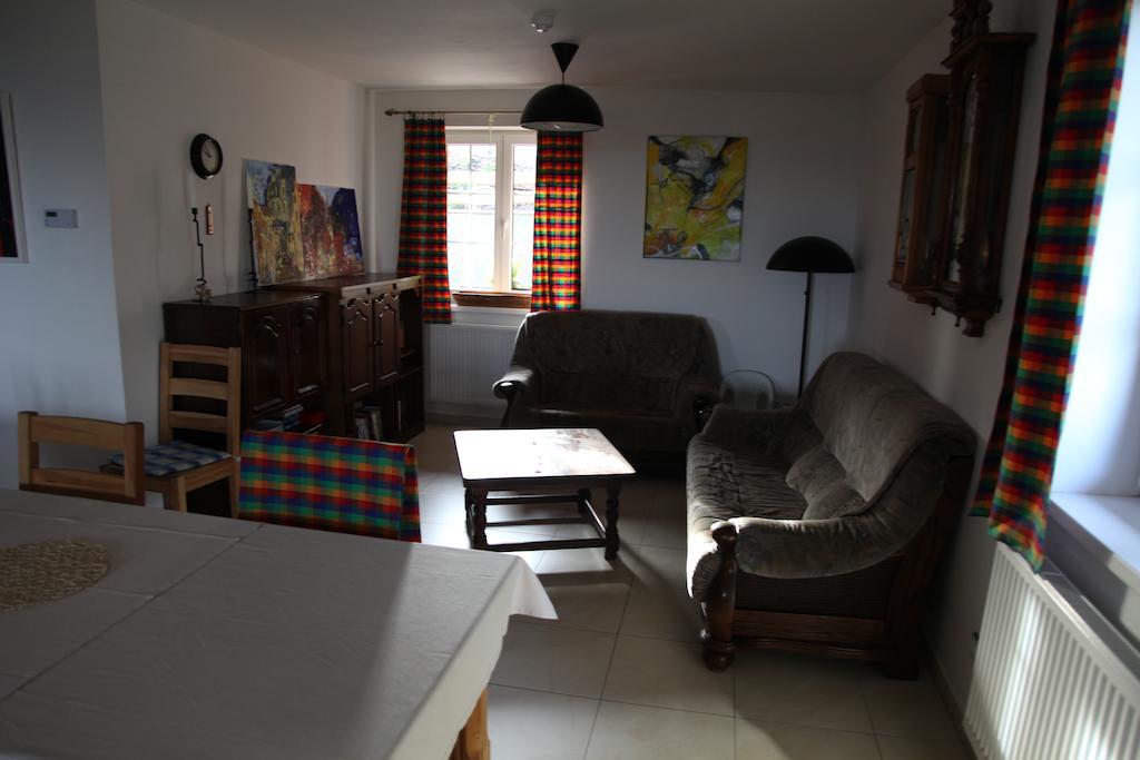 Koenig-In Hotell Hojsova Stráž Exteriör bild